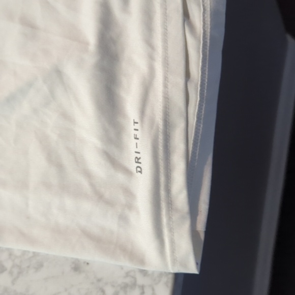 Short Sleeve White Miami Dolphins Size Large "The Nike Tee" Dri-Fit - Picture 6 of 10